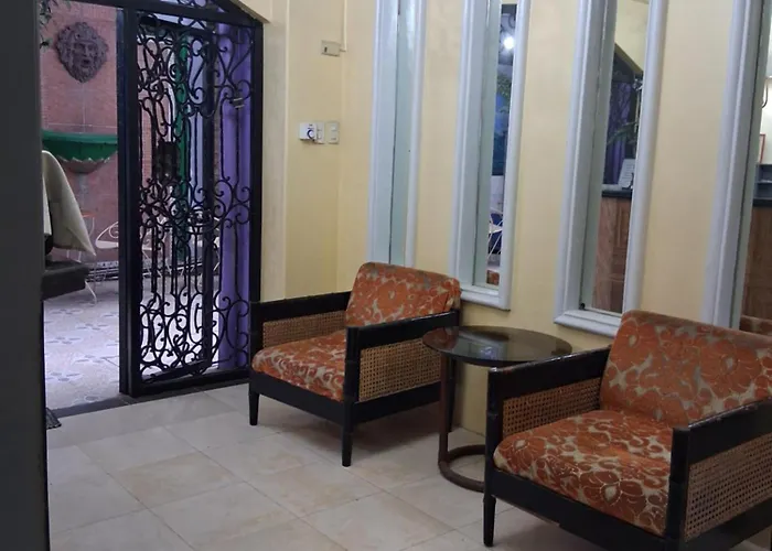 Le Carmen Hotel