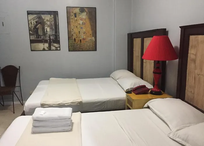 Le Carmen 3* Cebu